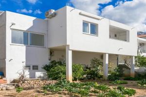 Apartments with parking space, Makarska - 22086, Tucepi