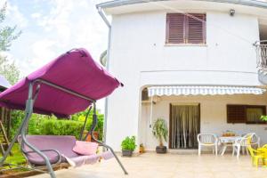 Holiday house with a parking space - 22433, Pula