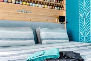 Brugge, Bed&Bike at home, free parking for beerlovers 2 Guest house, Bruges