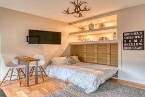 The 4M Favorite House - Stunning & Spotless Studio Apt (#2), Ann Arbor