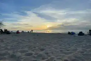 2 Bedroom Luxury Walk to the Beach APPT, Flic-en-Flac