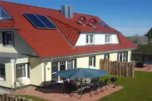 Hühnergott - Kranichnest Apartments, Breege