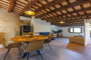 Bravissimo Calderes El Bou, with river view Apartments, Girona