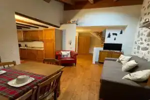 Cristian Castello - La Poltrona Rossa Apartments, Ponte di Legno