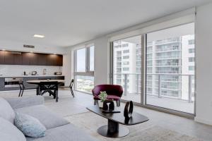 227-2500FU DOWNTOWN 1 BEDROOM CONDO, Miami