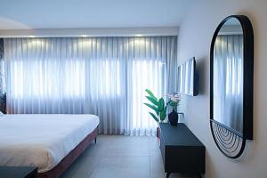 Stylish Modern Studios - Port & Beach Apartments,, Haifa