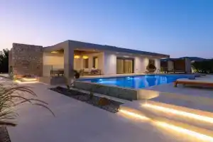 Golf Beach Villa, Afantou