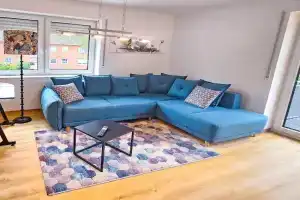 EcoCube 442 - Balkon, 2Zimmer, Waschmaschine, Schlafsofa Apartments, Meppen