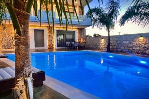 Odyssea Front Beach Apartments, Kremasti