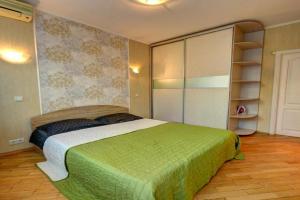 Apartamenti 3-kimnatni v tsentri, poruch st. m. Universitet, Kiev