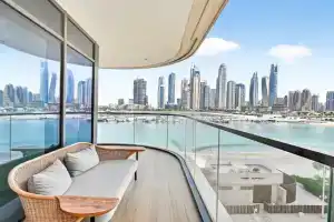 Seascape Sanctuary - 3 and a Half BR Beachfront Bliss - Marina Vista Tower 1 Apartments, Dubai