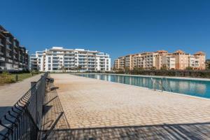 Los Flamencos by Ĥ - Playa de los Haraganes HLHF3305PE43 Apartments, Isla de Canela