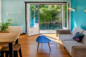 APPARTEMENTS VINUALES Apartments, Lourdes