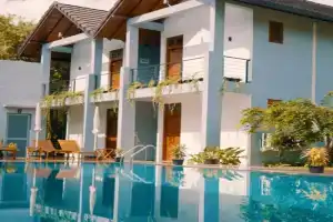 Lion Gate Hotel, Sigiriya
