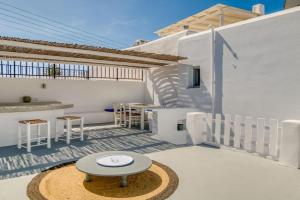 Kentra House - center, Parikia