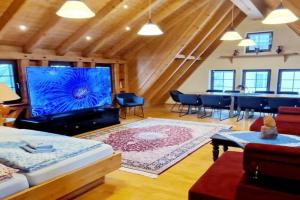 Ferienwohnung in 09548 bis maximal 18 Personen Apartments, Seiffen