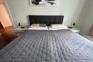 Deluxe 1-bed apartment in the city centre, Gibraltar