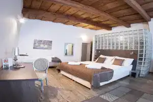 Hotel U Tří hrušek suites & apartments, Ceske Budejovice