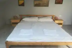 Selatt Apartments, Balatonfured