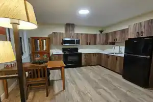 Spacious 2 Bedroom Loft Apt #7, Ottawa