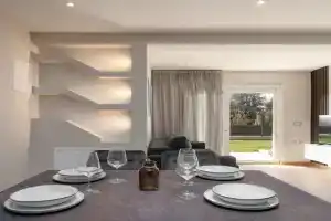 Larum Apartmens, Vrsar