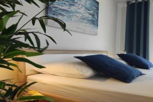 Punta Faro Apartments, Kozino