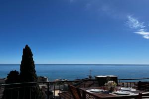 Blue Horizon Apartments, Pietra Ligure