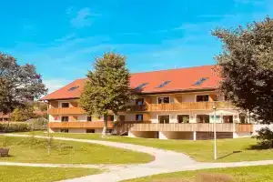 Chalet An der Brunnader-Ihr perfekter Rückzugsort in der Bayerischen Toskana-Überwiegend mit Klima-3Geh-Min zur Therme, Bad Birnbach