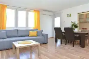 Apartment near Old Town, Budva