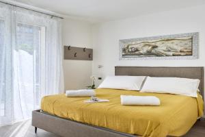 Una finestra al lago Apartments, Lezzeno