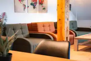 Evelyns Apartment, nahe der Therme und dem Zentrum, privat Parkplatz, Balkon, Highspeed-WLAN, Bad Kissingen