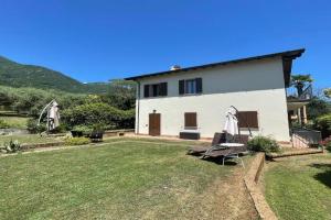 Villa La Bolvedrina - Lake Como Villa Apartments - Garden & First Floor, Tremezzo