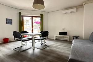 Diego's Apartments, Aci Castello