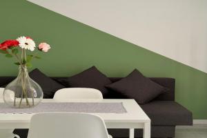 Dietro il castello Guest house, Aci Castello