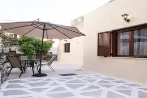 Kalliston City House with a Yard, Chania Town