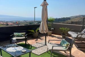 Gardenie Home: delizioso villino vista mare Apartments, Messina