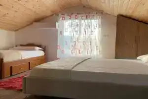 Guesthouse & Hospitality, Berat