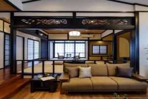 古民家が、匠の腕により大変身!洗練された【和】の空間をご堪能ください Villa, Nago