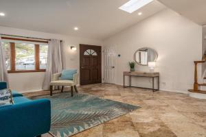 Cozy Family Getaway home Guest house, Carlsbad