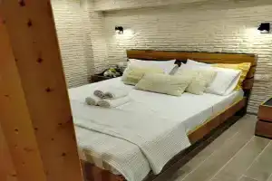 Casa Litharaki, Nikiti