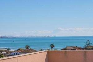 Attico Terrazza CieloMare Seaview Apartments, Pozzallo