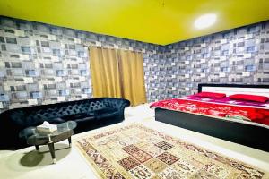 Royal Suite: King Comfort Apartments, Ajman City