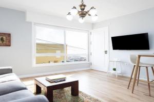 Home2Book Drago Stay, Sea & Santa Cruz Views Apartments, La Laguna