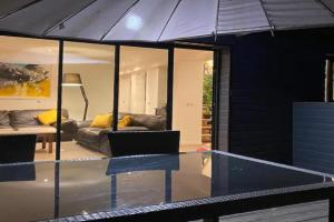 Appartement climatisé avec sa terrasse de 25 M2 Apartments, Limoges