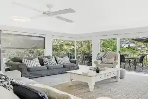 Hampton s Style Beach Retreat in Noosa s Heart Apartments, Noosa Heads