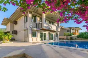 Villa Şükran Daily Weekly Rentals İçmeler, Icmeler