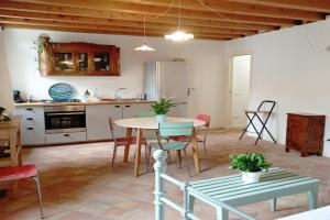 La Piazzetta 2 Apartments, Iseo