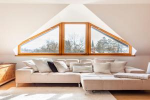 Spacious And Historic Villa With Castle View, Bled