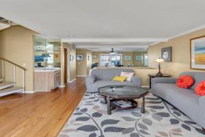 Pine Street #2 Apartments, Oceanside