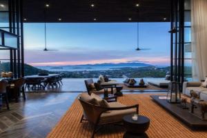 Villa Saru Sea View Luxury Villa, Choengmon